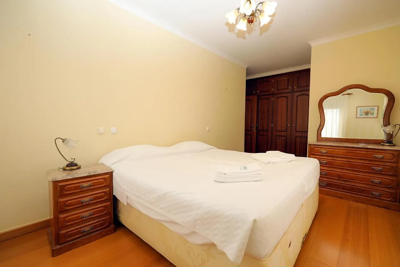 B08 - Top Holiday Apartment In Lagos